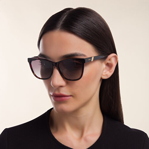 Order EYE'M IRRESISTIBLE Square Sunglasses | MAGRABi United Arab Emirates